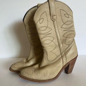 Frye Cream Heeled Boots with Decorative Stitching